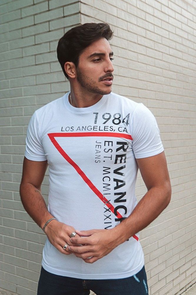 Camiseta Revanche Masculina Branca Imagem 1